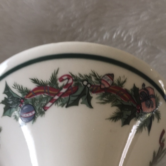 2 Candle Sticks Christmas 🎄 Theme 1992 Japan - Picture 4 of 8